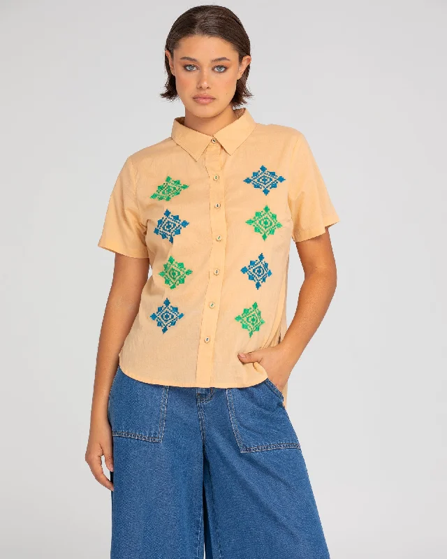 Boom Shankar Maia Embroidered Shirt - Natural Collared Crew Neck Turtle Neck