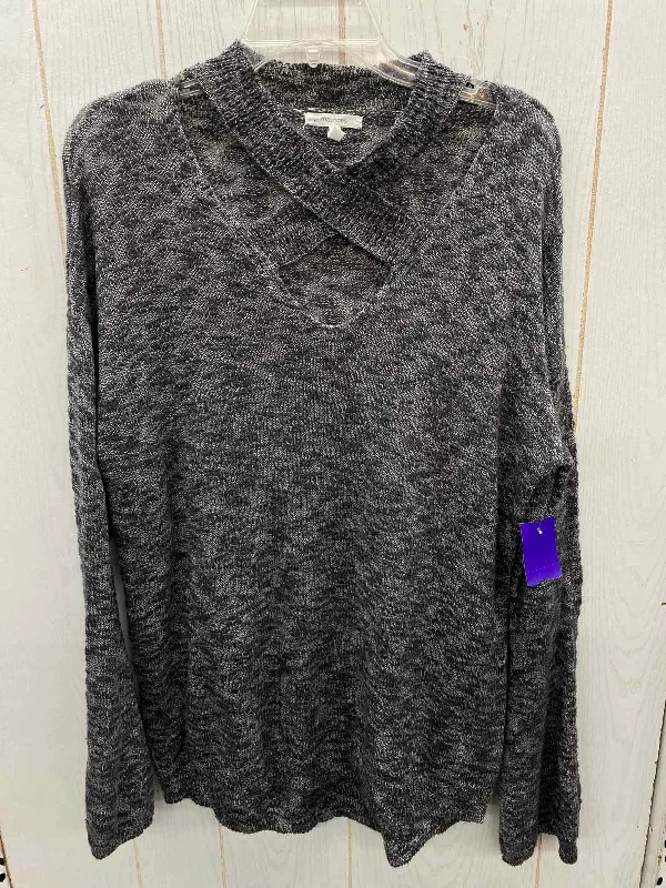 Maurices Gray Womens Size L Shirt Ribbed Striped Patterned