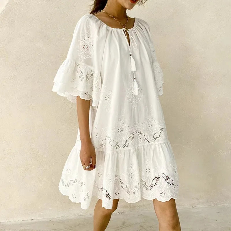 Bonnyshow Spring Summer Short Skirt Temperament Commute Cotton Loose Waist White Lace Commuter Pullover Vacation Style Dress Notched Neck Pullover