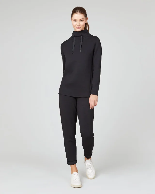 AirEssentials Pullover Very Black - SPANX Notched Neck Pullover