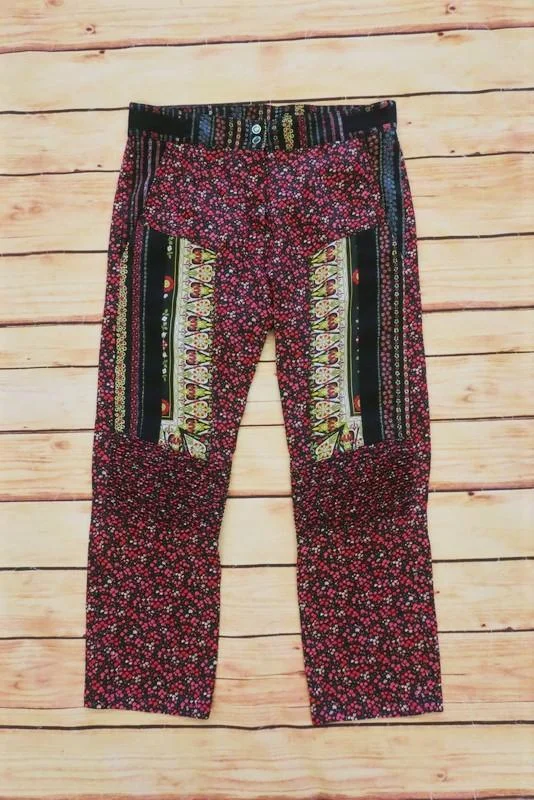 No. 21 Pants Black/Multi Floral Patchwork Print Silk Size 36 Cropped Trousers Trousers cozy soft